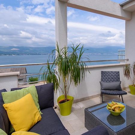 Apartments Salona Трогир Екстериор снимка