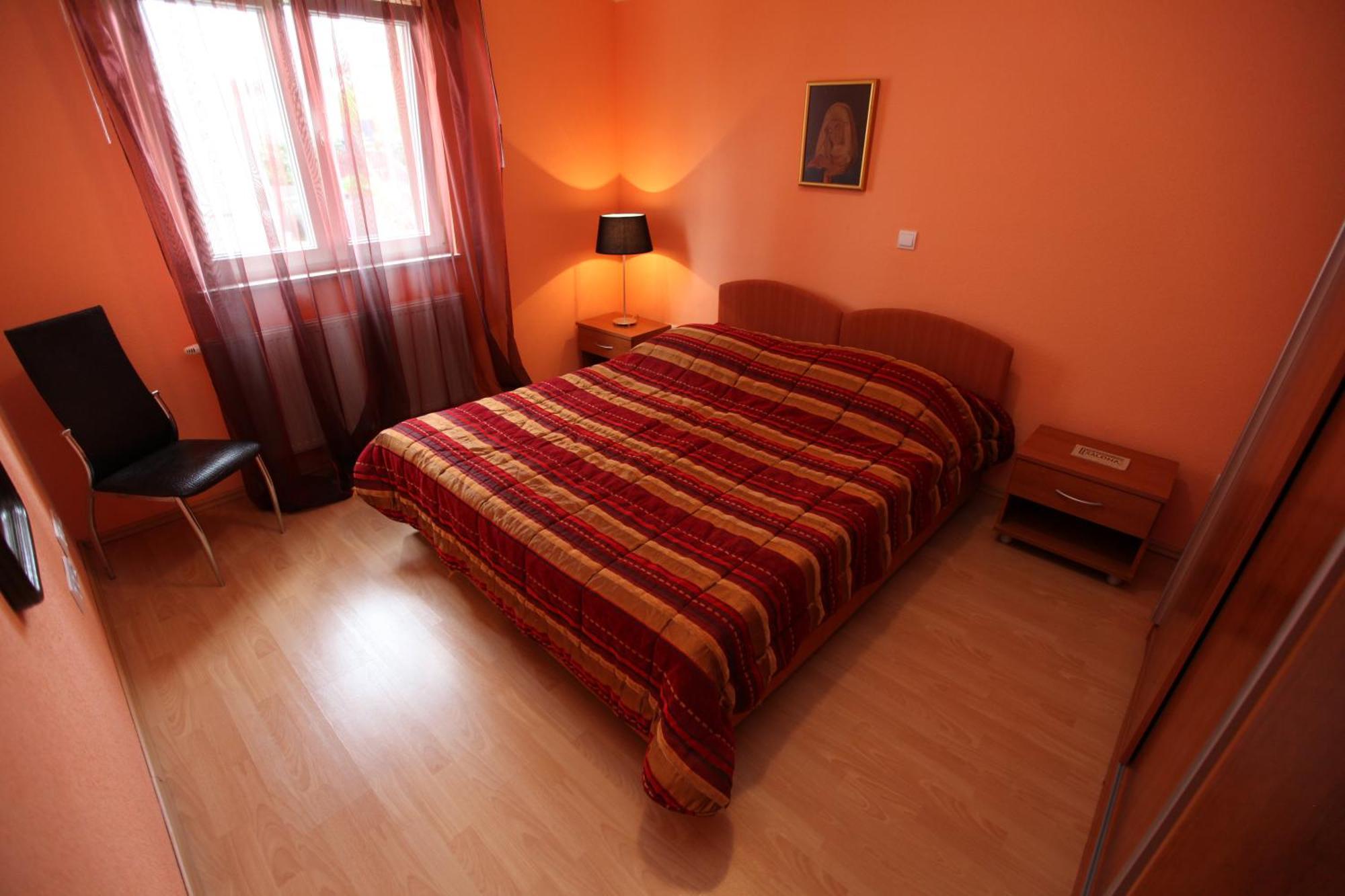 Apartments Salona Трогир Стая снимка