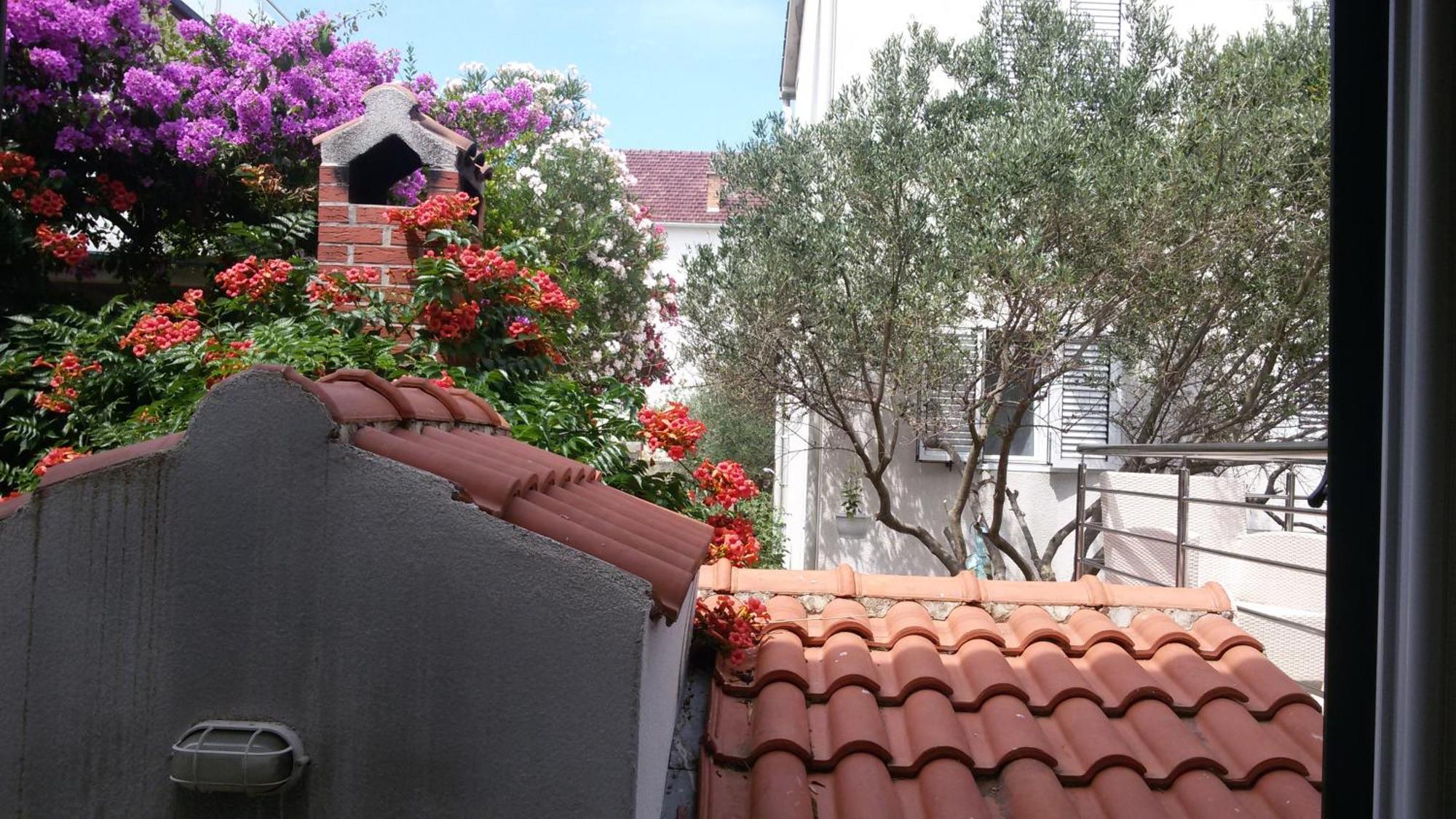 Apartments Salona Трогир Стая снимка