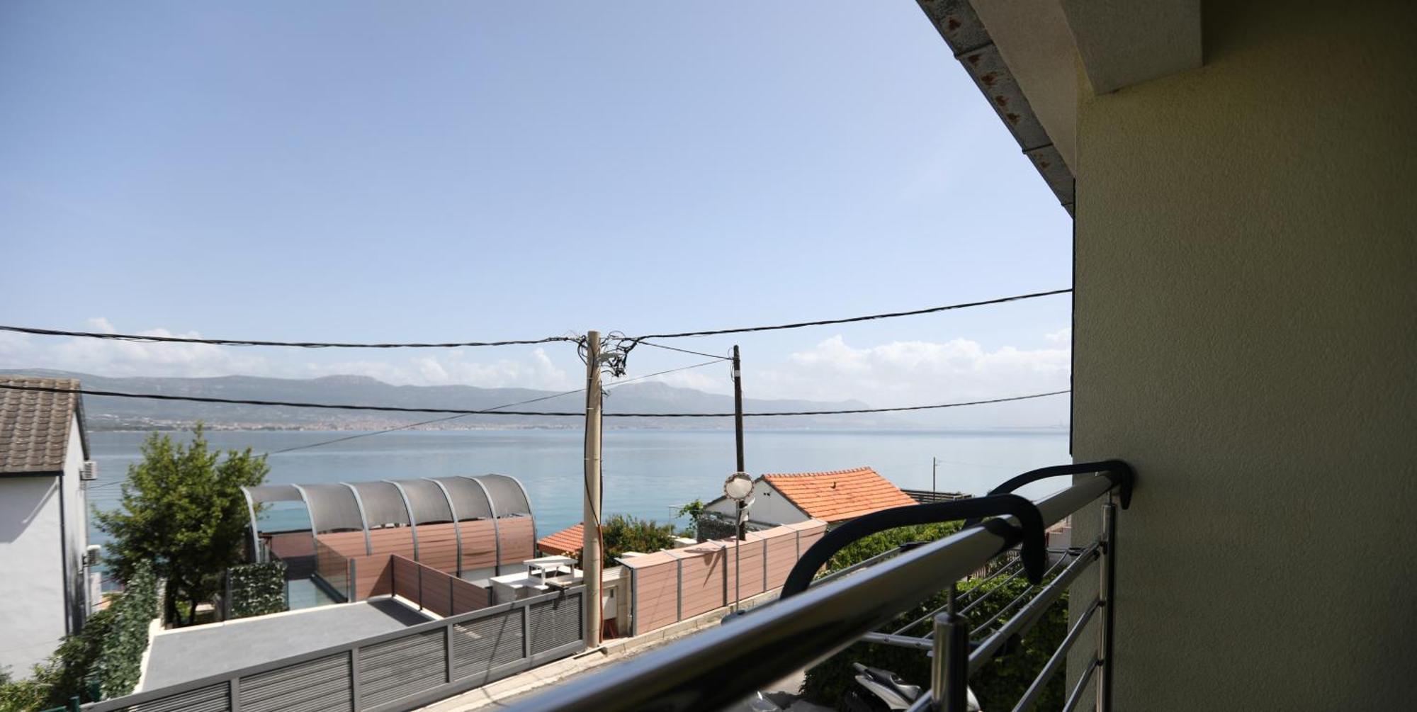 Apartments Salona Трогир Екстериор снимка