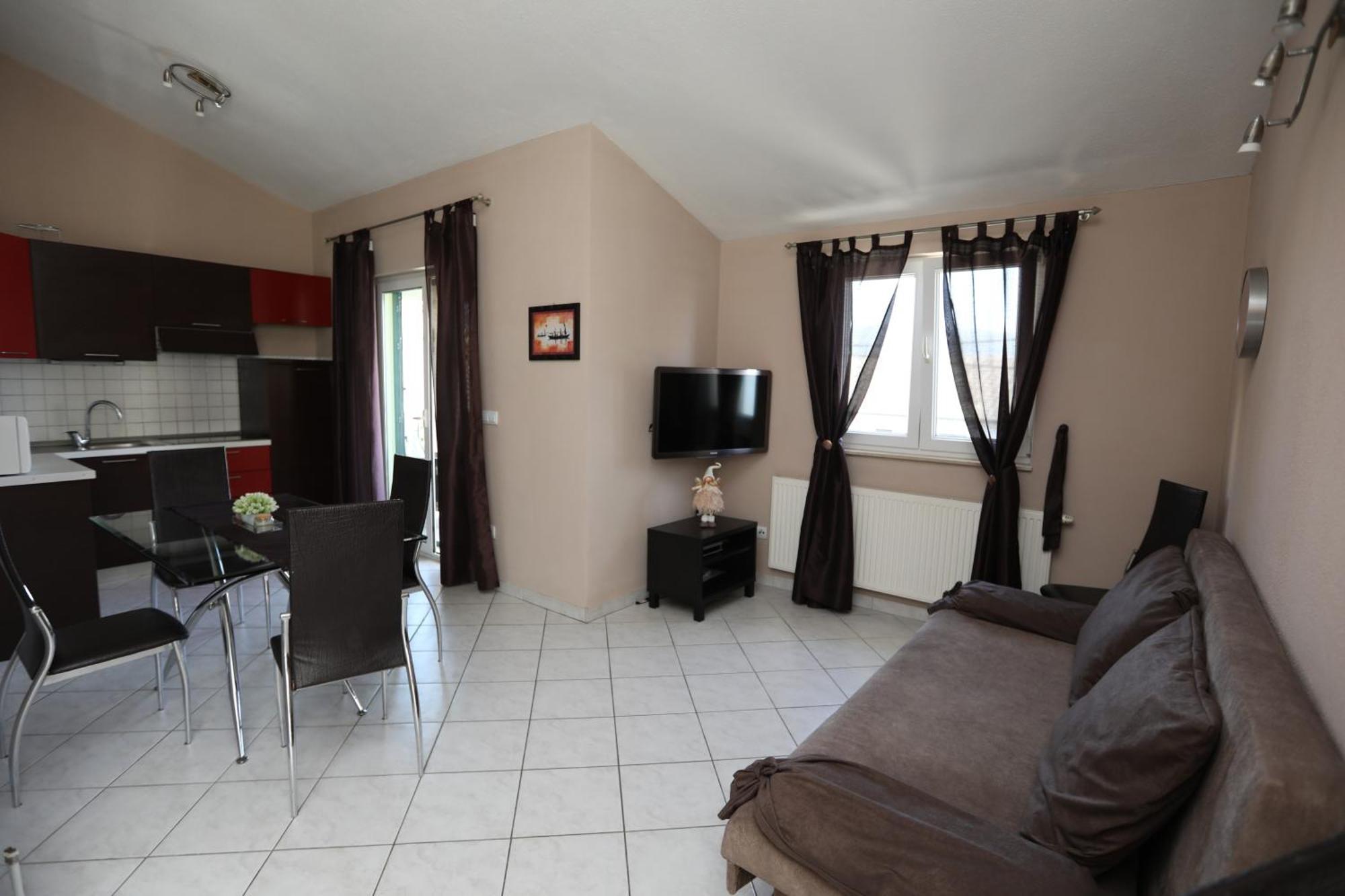 Apartments Salona Трогир Екстериор снимка