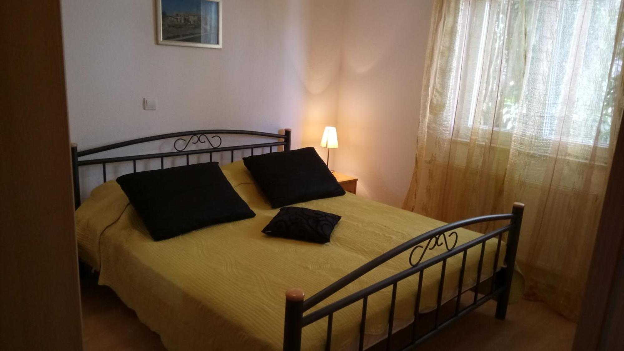 Apartments Salona Трогир Екстериор снимка