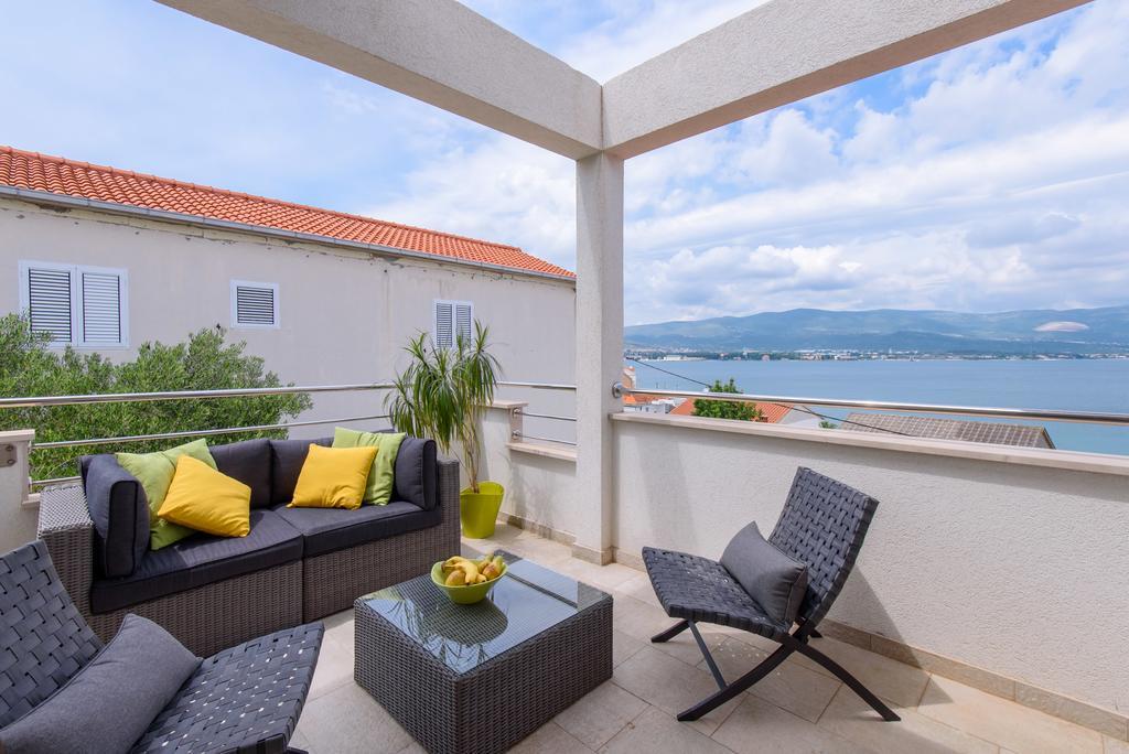 Apartments Salona Трогир Екстериор снимка