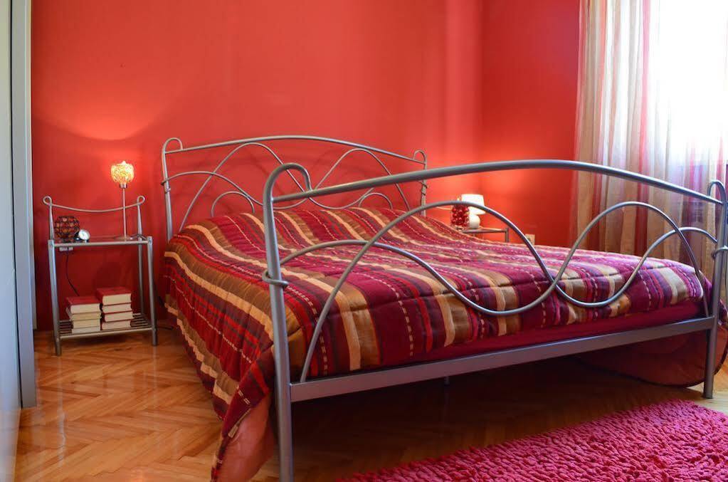 Apartments Salona Трогир Екстериор снимка